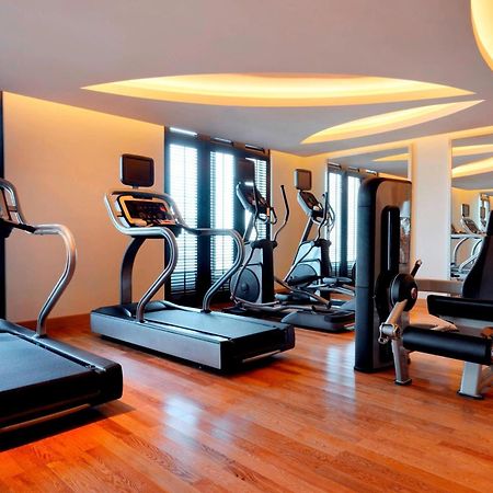 Marriott Executive Apartments Al Jaddaf, Dubai Esterno foto The gym at the W Hotel in Dubai