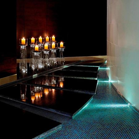 Marriott Executive Apartments Al Jaddaf, Dubai Esterno foto The Sky Bar