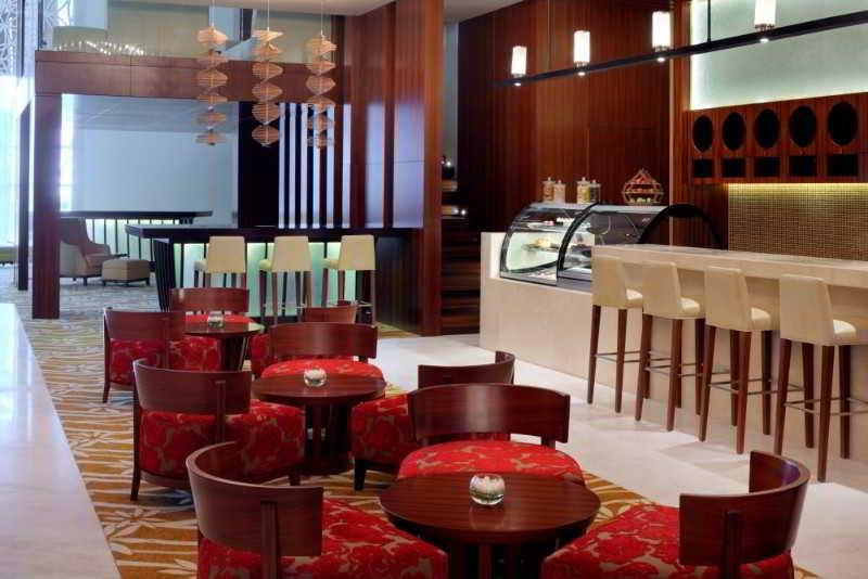 Marriott Executive Apartments Al Jaddaf, Dubai Esterno foto The lounge at the airport