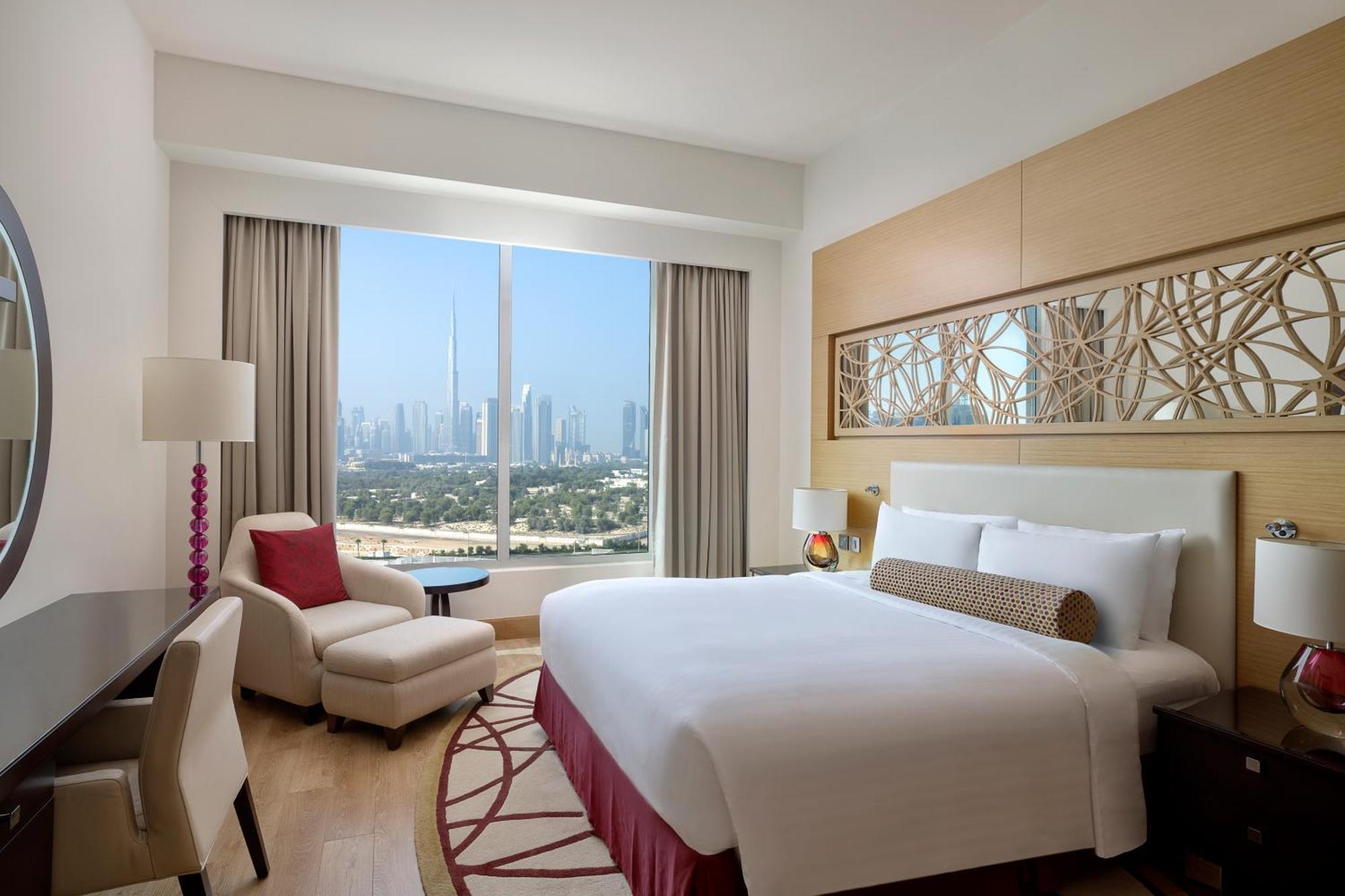 Marriott Executive Apartments Al Jaddaf, Dubai Esterno foto A bedroom at the hotel