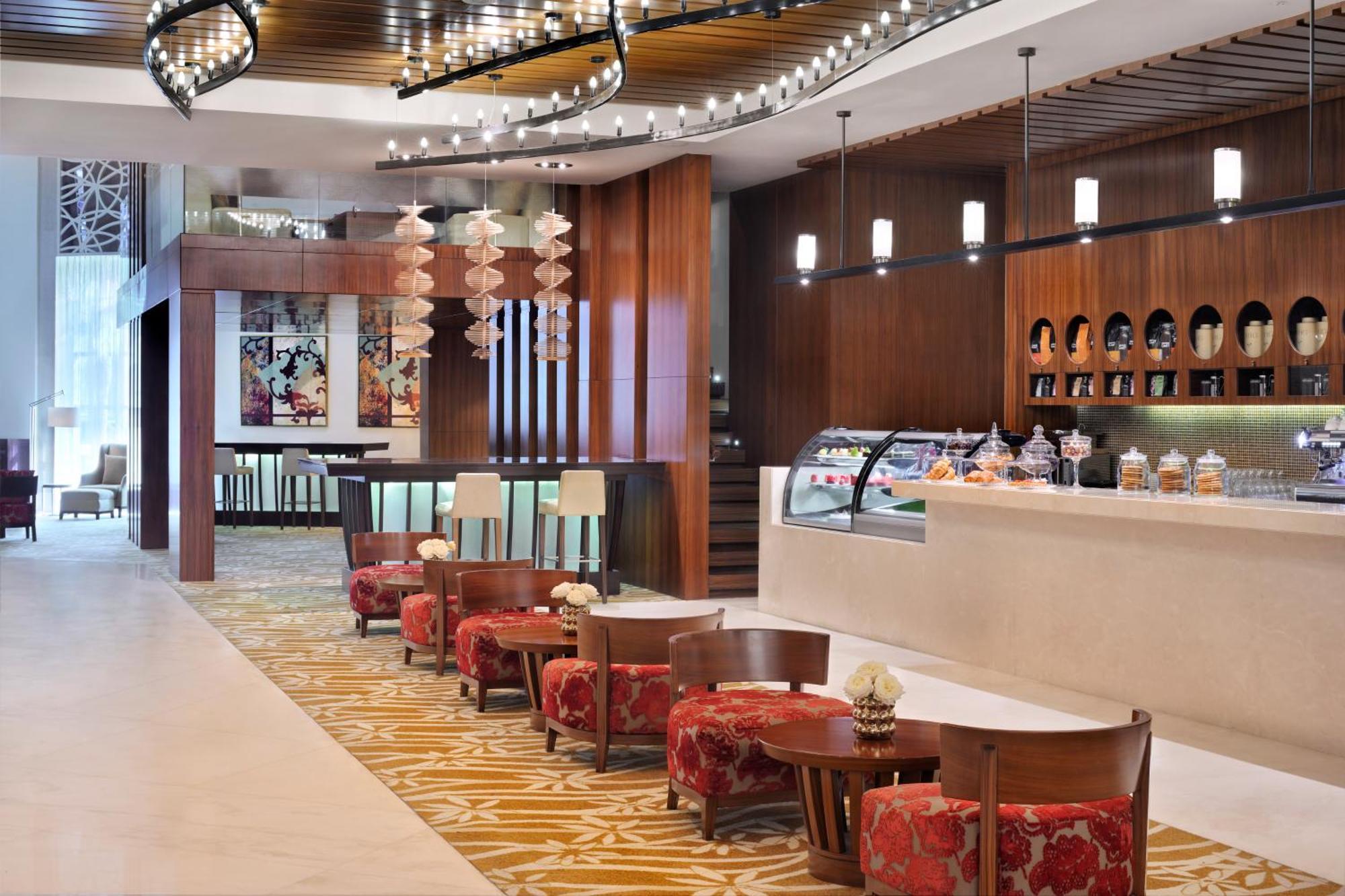 Marriott Executive Apartments Al Jaddaf, Dubai Esterno foto The Lounge at the airport