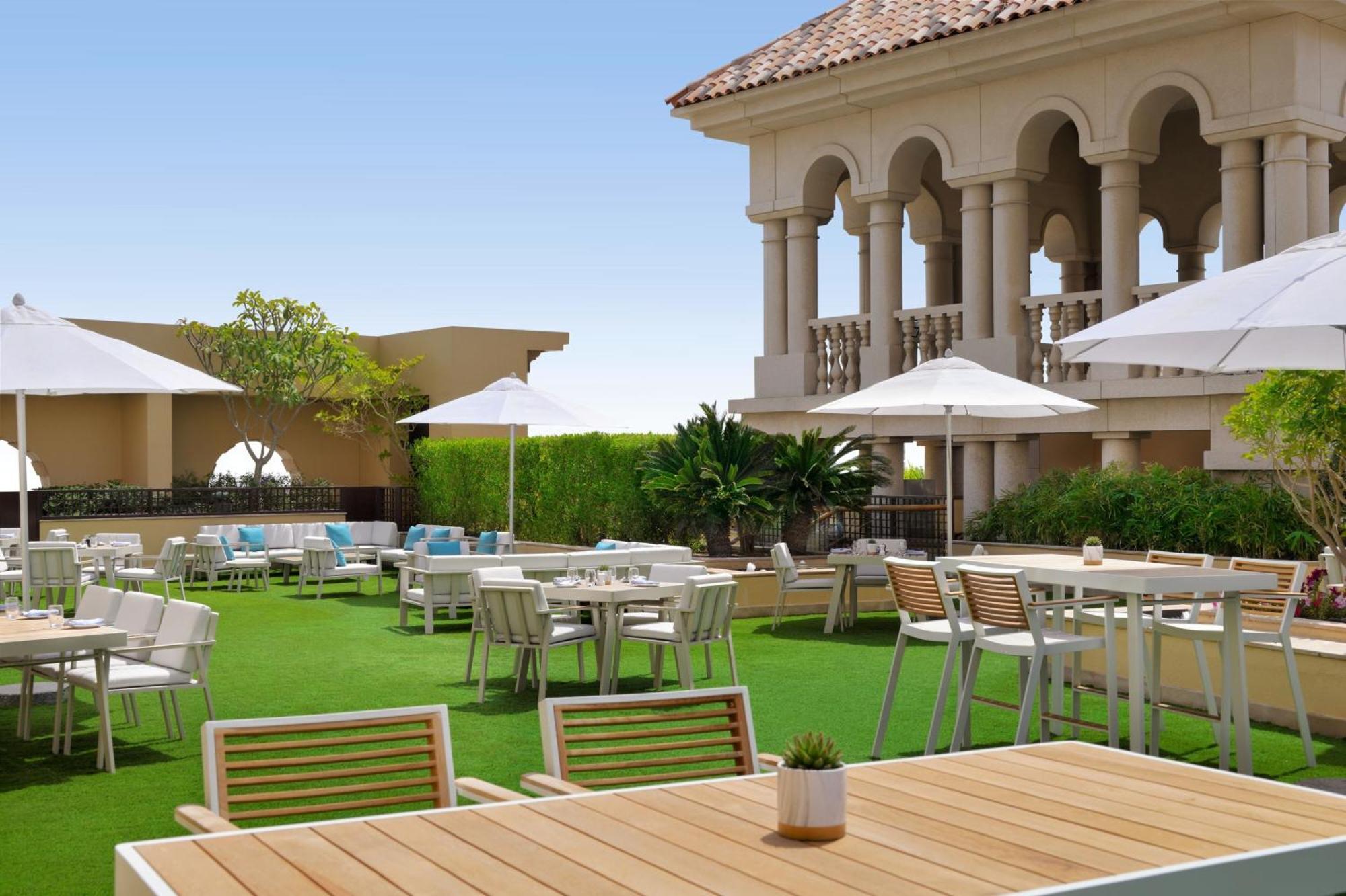 Marriott Executive Apartments Al Jaddaf, Dubai Esterno foto The Westin Awanti