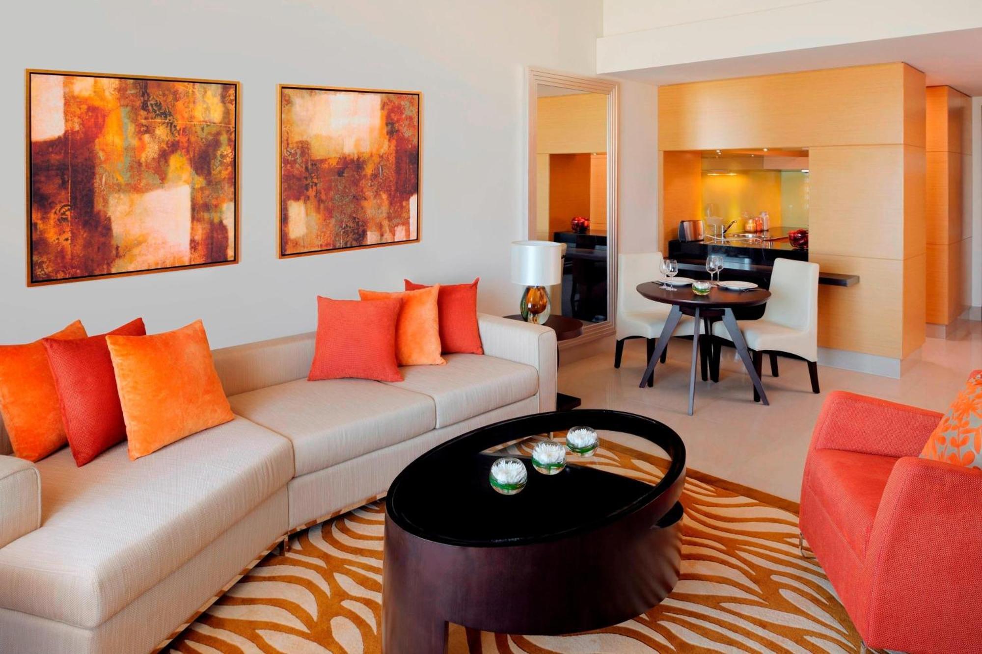 Marriott Executive Apartments Al Jaddaf, Dubai Esterno foto A living room at the Taj Bengal