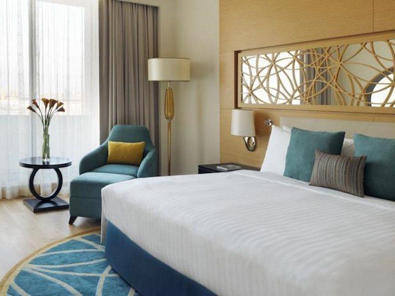 Marriott Executive Apartments Al Jaddaf, Dubai Esterno foto A bedroom at the hotel