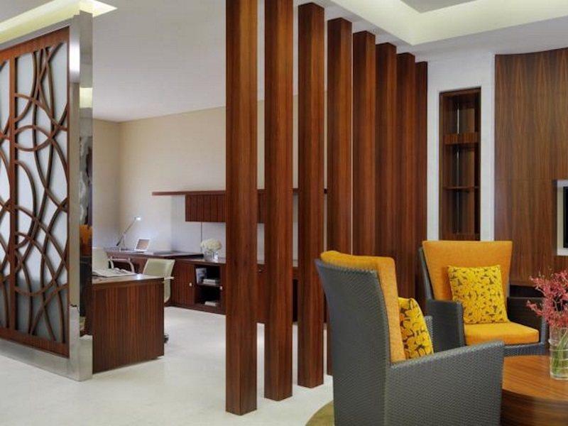 Marriott Executive Apartments Al Jaddaf, Dubai Esterno foto A room divider